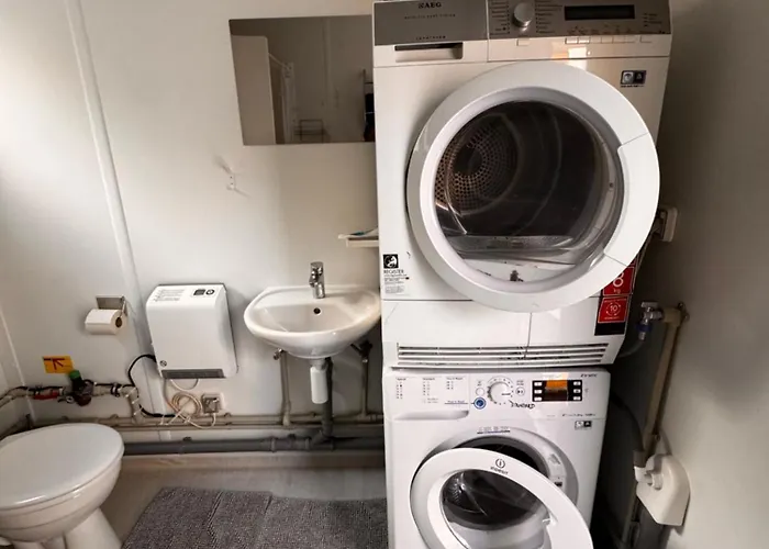 Moebilierter Wohncontainer Fuer Bis Zu 2 Personen In Der Gemeinde Rutzenham