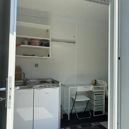 Διαμέρισμα Moebilierter Wohncontainer Fuer Bis Zu 2 Personen In Der Gemeinde *