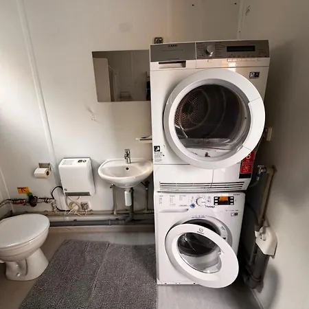 Moebilierter Wohncontainer Fuer Bis Zu 2 Personen In Der Gemeinde Rutzenham